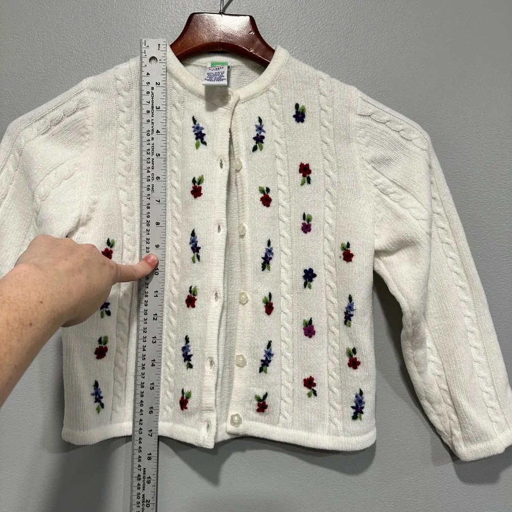 Gymboree Girls White Cable Knit Embroidered Floral Cardigan Sweater XLarge 6 Yrs